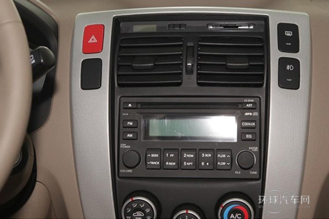 2013款 2.0L 手動四驅豪華型