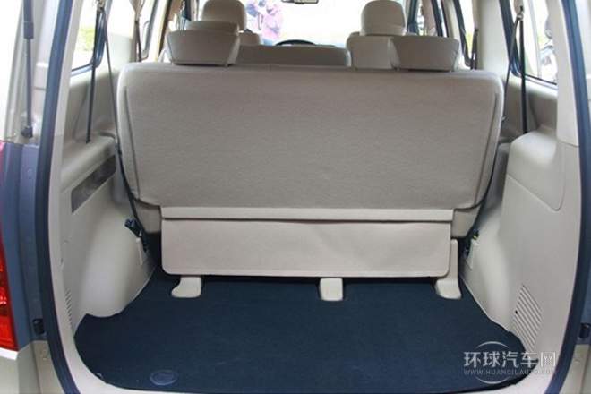 2011款 2.4L 領(lǐng)航版