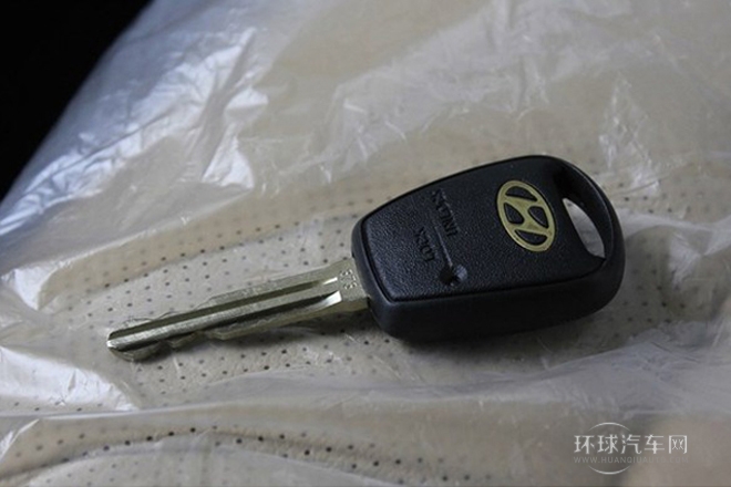 2011款 2.4L 豪華版