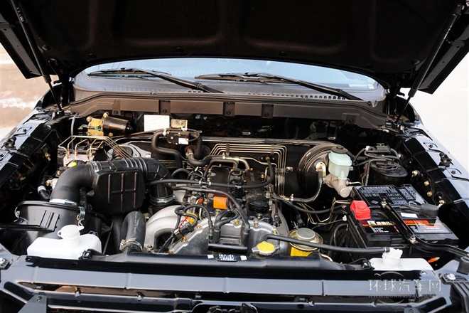 2011款 2.0L 兩驅(qū)都市豪華版