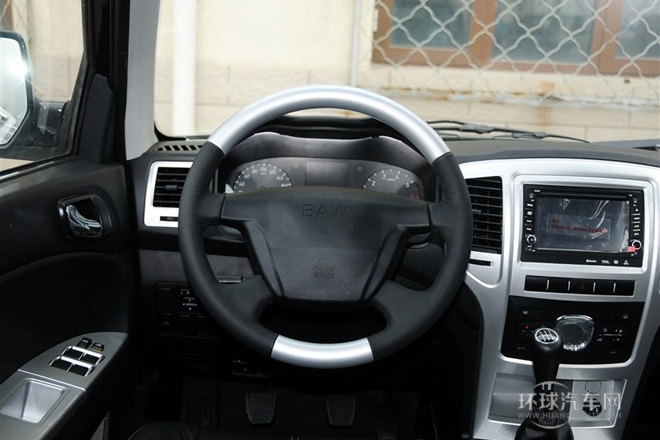 2011款 2.0L 兩驅都市豪華版