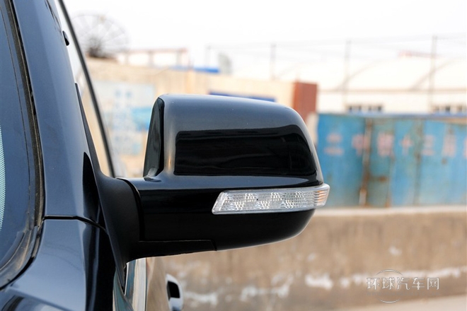 2011款 2.0L 兩驅(qū)都市豪華版