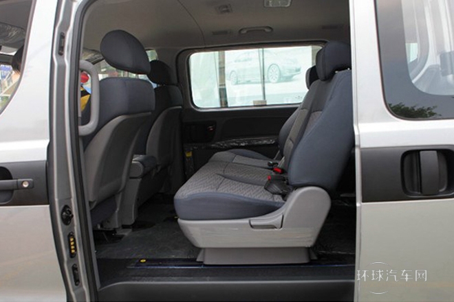 2011款 2.4L 舒適版