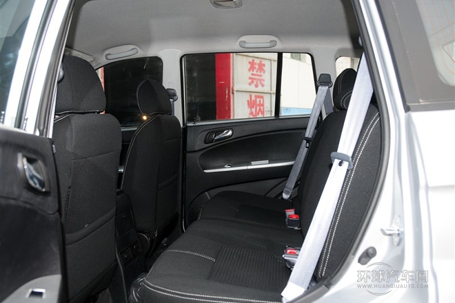 2011款 2.0L 兩驅都市舒適版