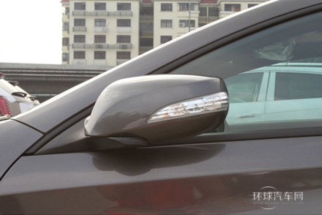 2012款 2.0T 自動靚雅版