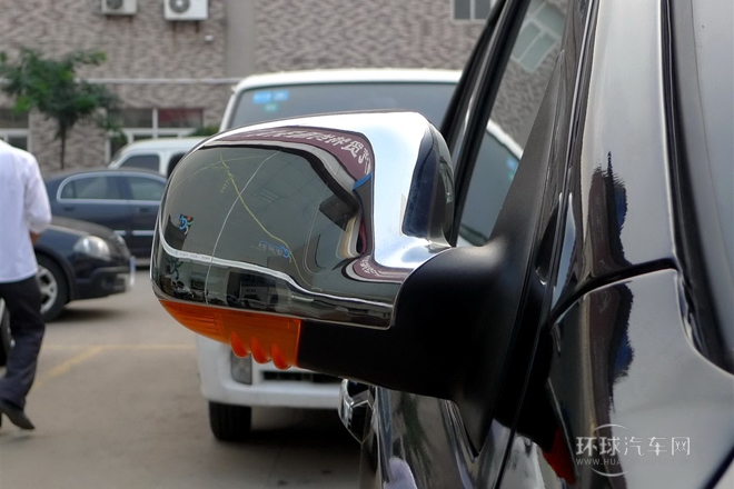 2011款 2.0L 手動兩驅舒適型