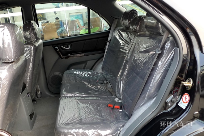 2011款 2.0L 手動(dòng)兩驅(qū)舒適型