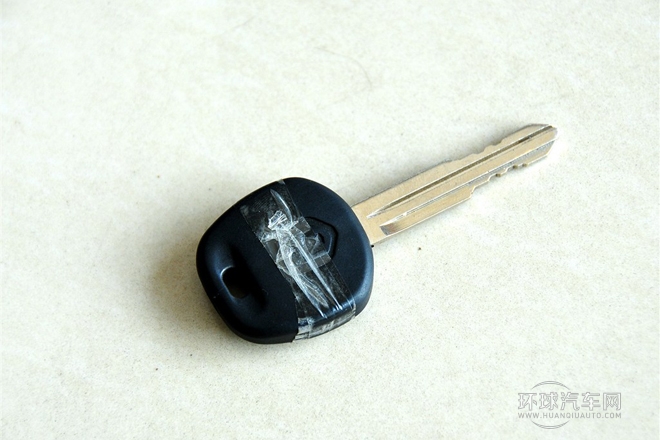 2011款 2.4L 自動四驅舒適型