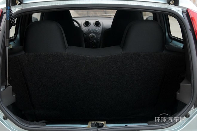 2013款 1.0L AMT 鉉酷型