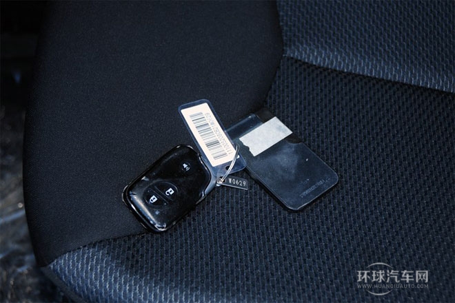 2012款 1.0L 鉉酷型