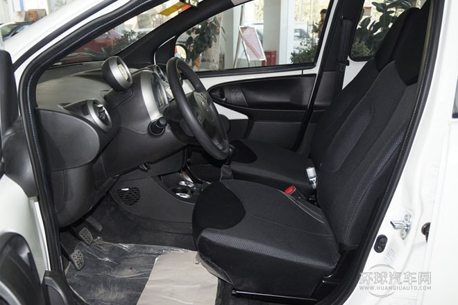 2012款 1.0L 尚酷型