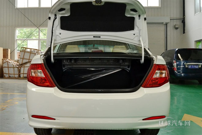 2014款 1.5L 手動舒適型