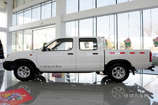 2013款 2.4L汽油兩驅(qū)豪華型ZG24