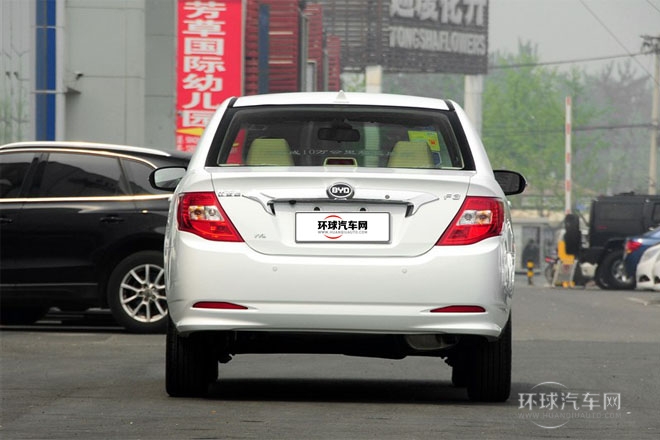 2014款 1.5L 手動(dòng)尊貴型