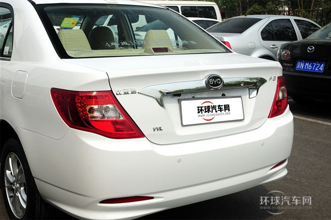 2014款 1.5L 手動(dòng)尊貴型