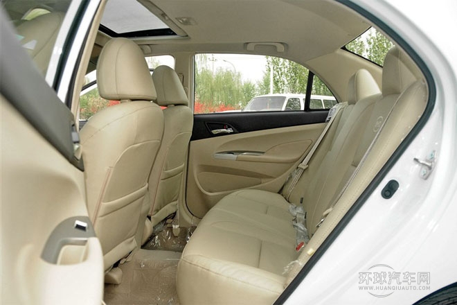 2014款 1.5L 手動尊貴型