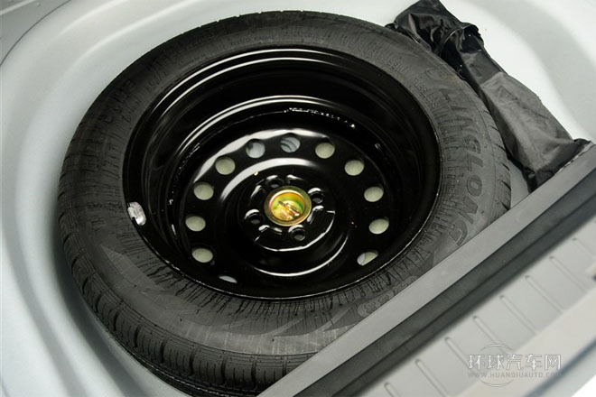 2014款 1.5L 手動(dòng)尊貴型