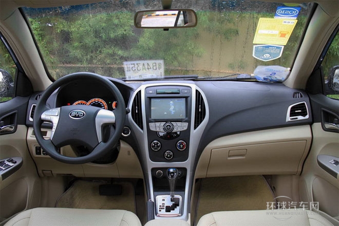 2014款 1.5L 自動尊貴型