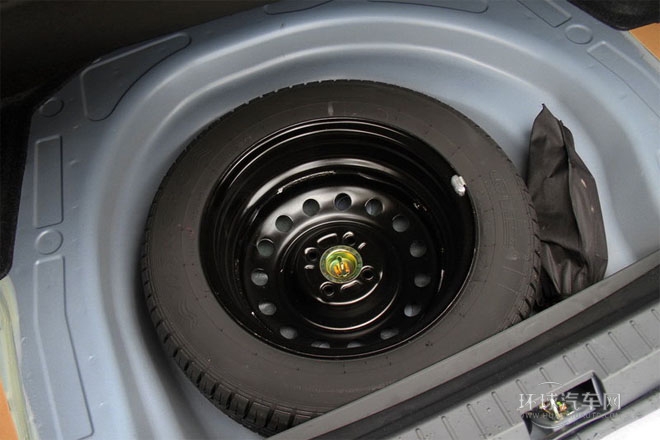 2014款 1.5L 自動尊貴型