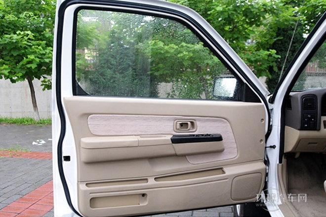 2013款 2.2T柴油四驅標準型ZD22TE