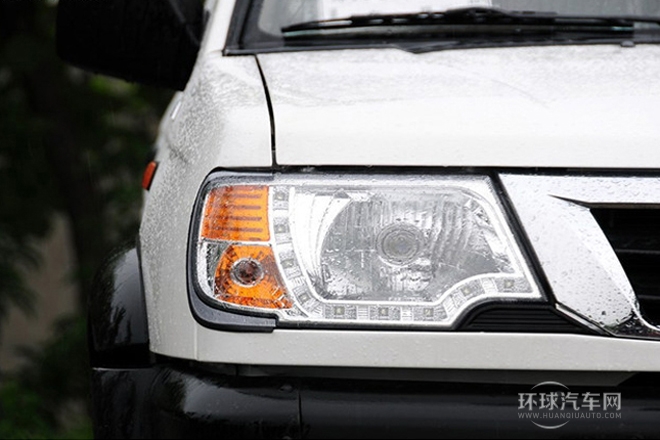 2013款 2.2T柴油四驅標準型ZD22TE