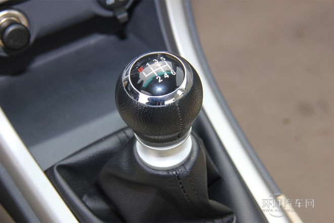 2014款 1.5TI 手動(dòng)豪華型