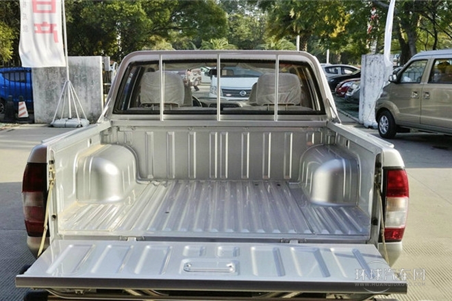 2013款 2.5T柴油兩驅(qū)標(biāo)準(zhǔn)型ZD25TCR