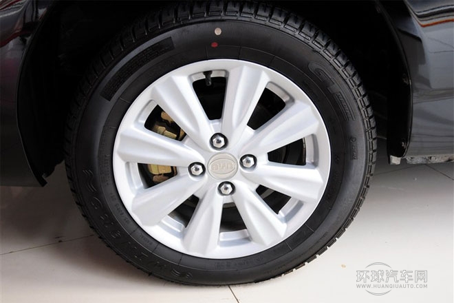 2013款 1.5L 手動舒適型