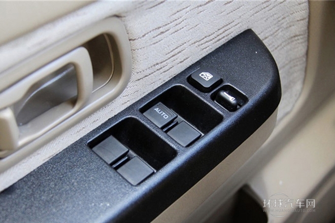 2013款 3.2T興業(yè)版 柴油四驅(qū)標(biāo)準(zhǔn)型CYQD80-E4