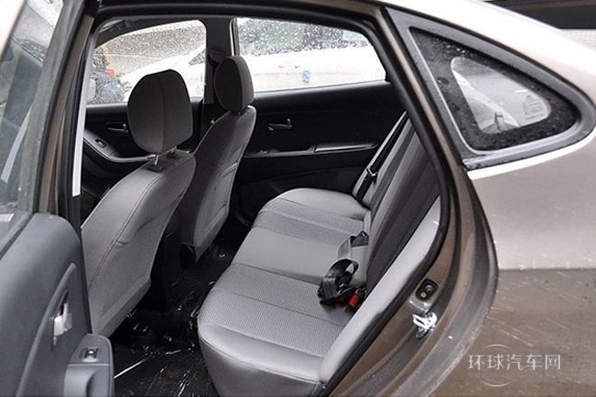 2011款 1.6L 手動舒適型