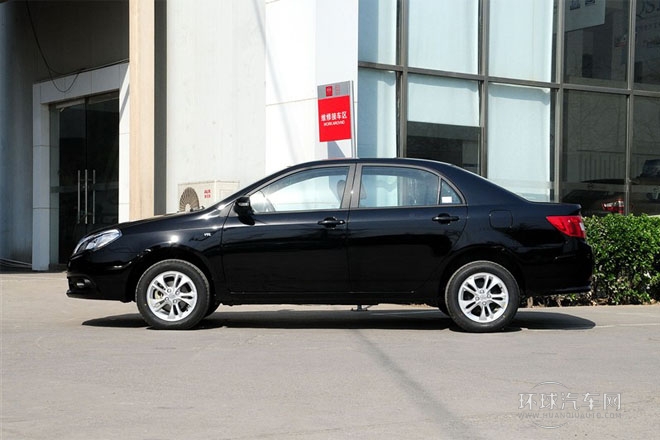 2014款 1.5L 手動豪華型