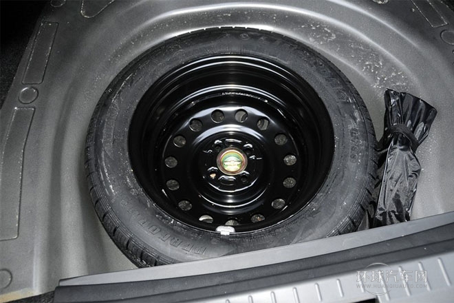 2014款 1.5L 手動(dòng)豪華型