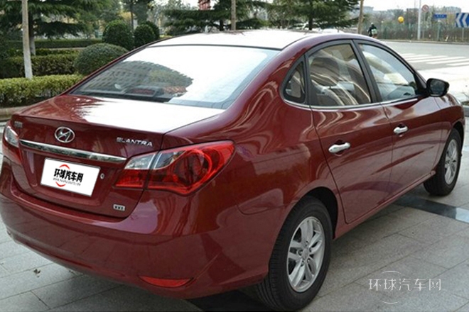 2011款 1.6L 自動舒適型