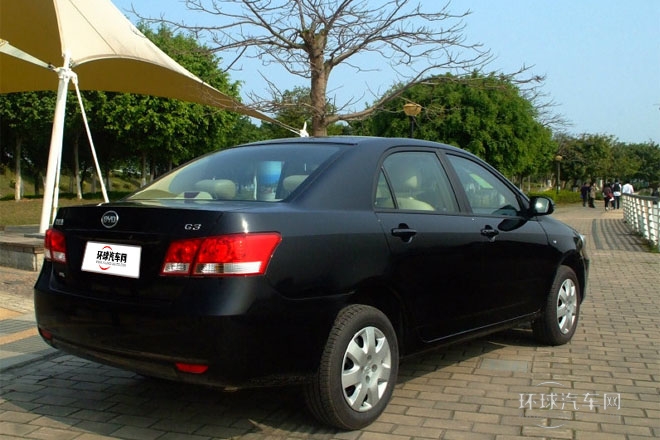 2012款 1.5L 手動(dòng)標(biāo)準(zhǔn)型