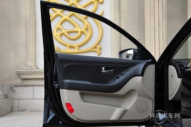 2011款 1.6L 手動(dòng)豪華型