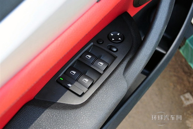 2014款 xDrive20i 運(yùn)動(dòng)設(shè)計(jì)套裝