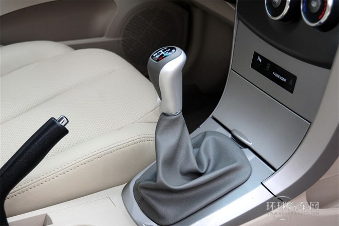2012款 1.5L 手動豪華型