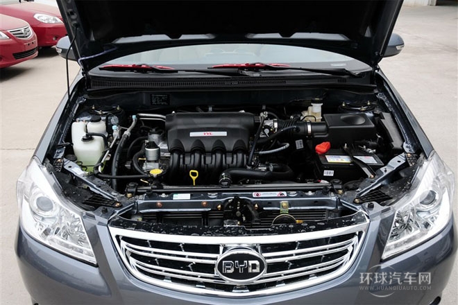 2012款 1.5L 手動(dòng)豪華型