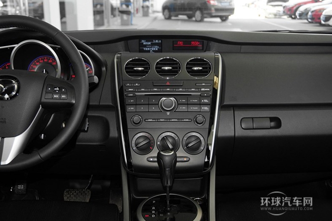 2014款 2.5L 兩驅(qū)時(shí)尚版