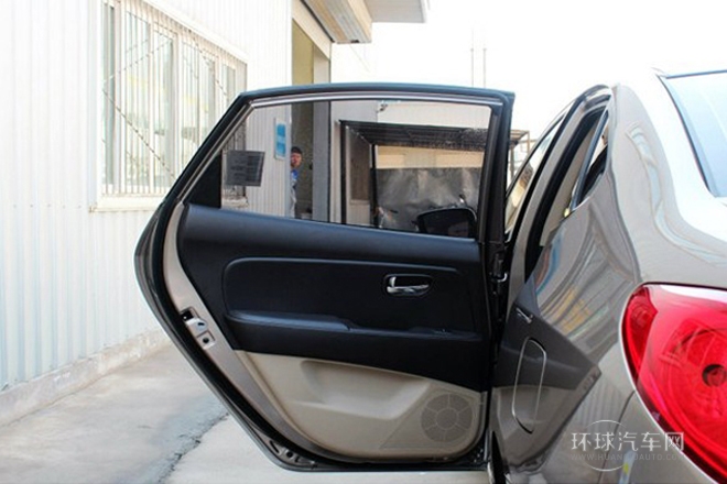 2011款 1.6L 手動頂級型