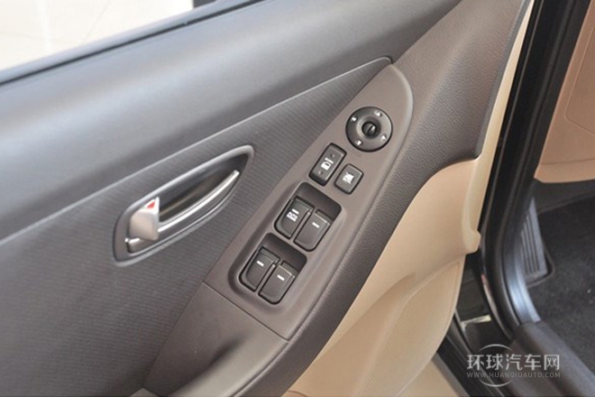 2011款 1.8L 自動豪華型