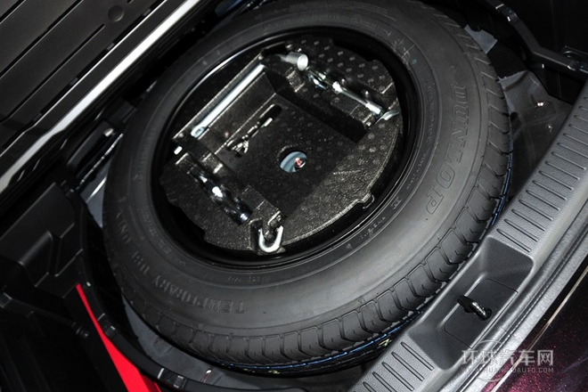 2014款 2.5L 兩驅(qū)尊貴版