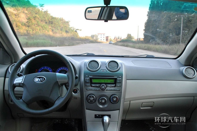 2012款 1.8L CVT豪華型