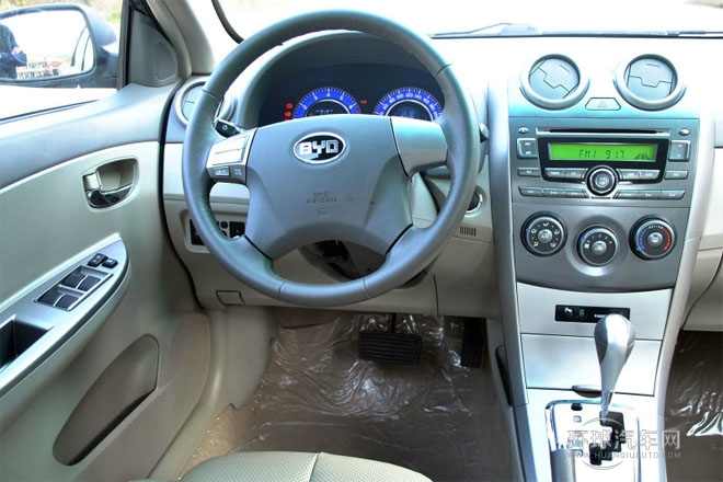 2012款 1.8L CVT豪華型