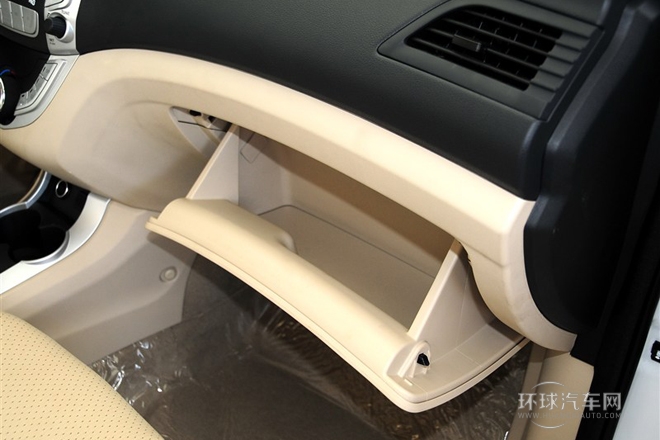 2014款 1.5L 手動精英型