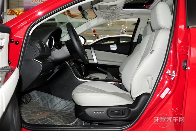 2012款 2.0L 自動豪華版