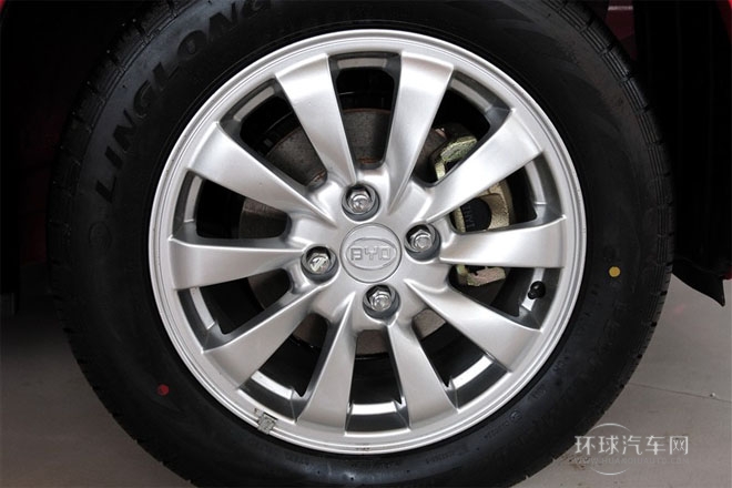 2011款 1.5L 手動(dòng)尚雅型