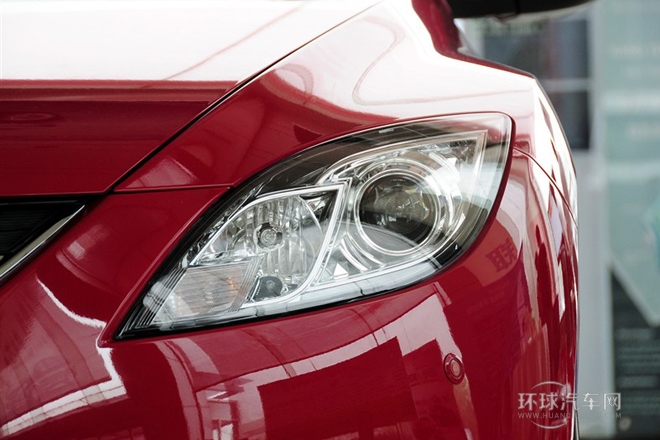 2012款 2.0L 自動豪華版