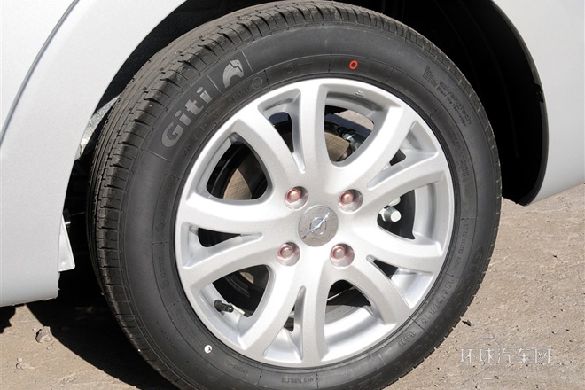 2014款 1.5L 手動舒適型