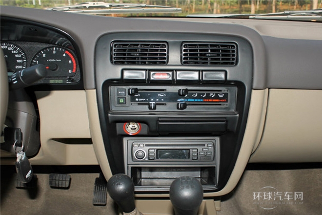 2013款 3.0T柴油四驅豪華型ZD30D13-4N2